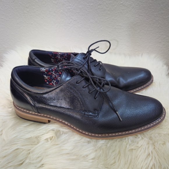 Madden Arrunn Oxford Dress Shoes - Picture 7 of 12